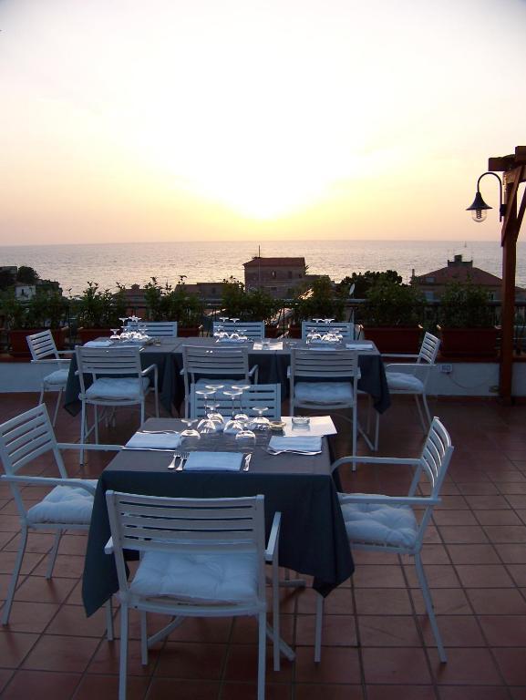 Hotel Antonietta San Marco di Castellabate Екстер'єр фото